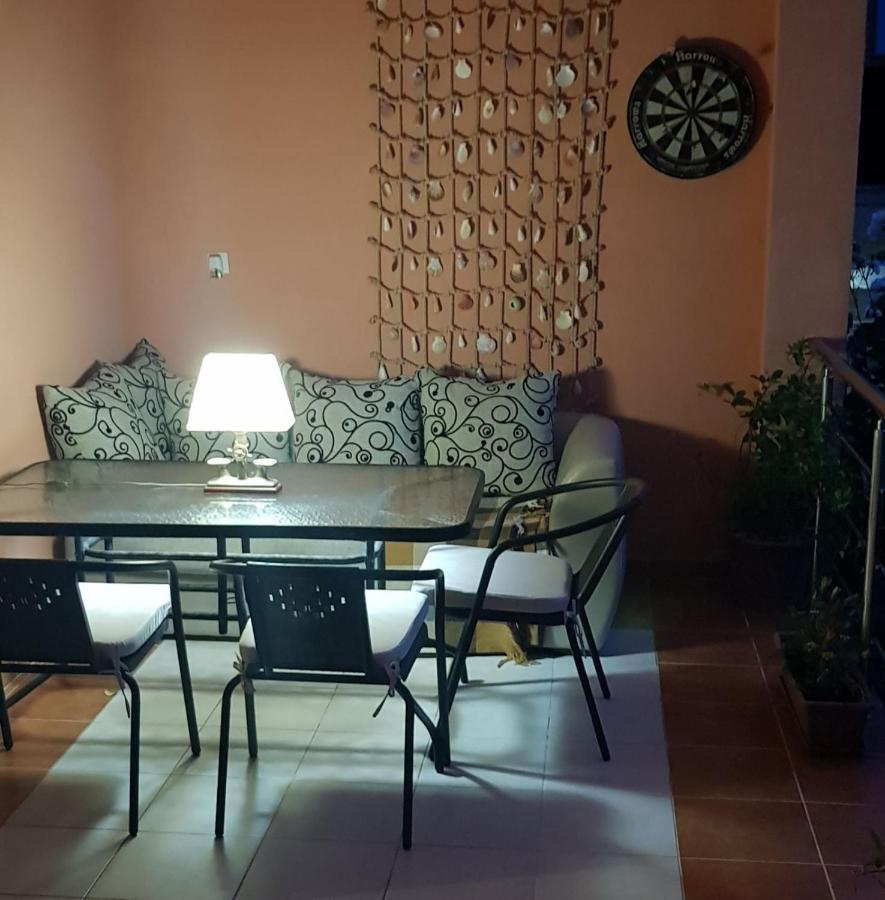 Villa Persik Utjeha Bagian luar foto